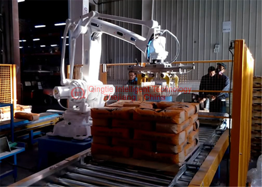 Wholesale High Strength Automatic Stacking Machine , Fast Packing Robotic Bag Palletizer from china suppliers