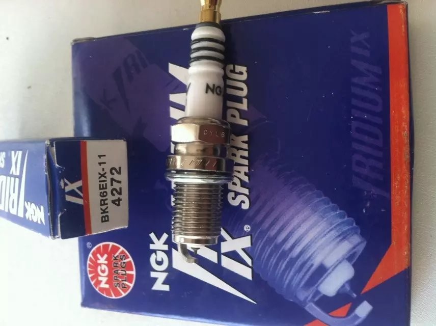 Wholesale IX Resistor Car Spark Plug , NGK Iridium Spark Plugs BKR6EIX11 # 3764 from china suppliers
