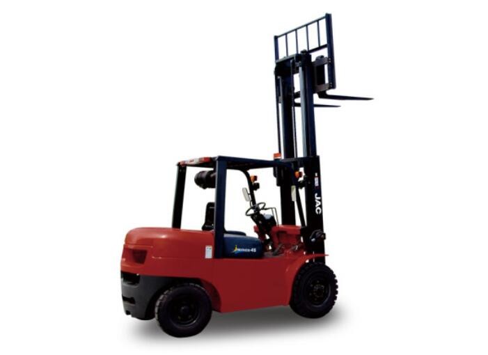 Internal Combustion Diesel Forklift Truck Large Capacity 4.5 Ton High Performance