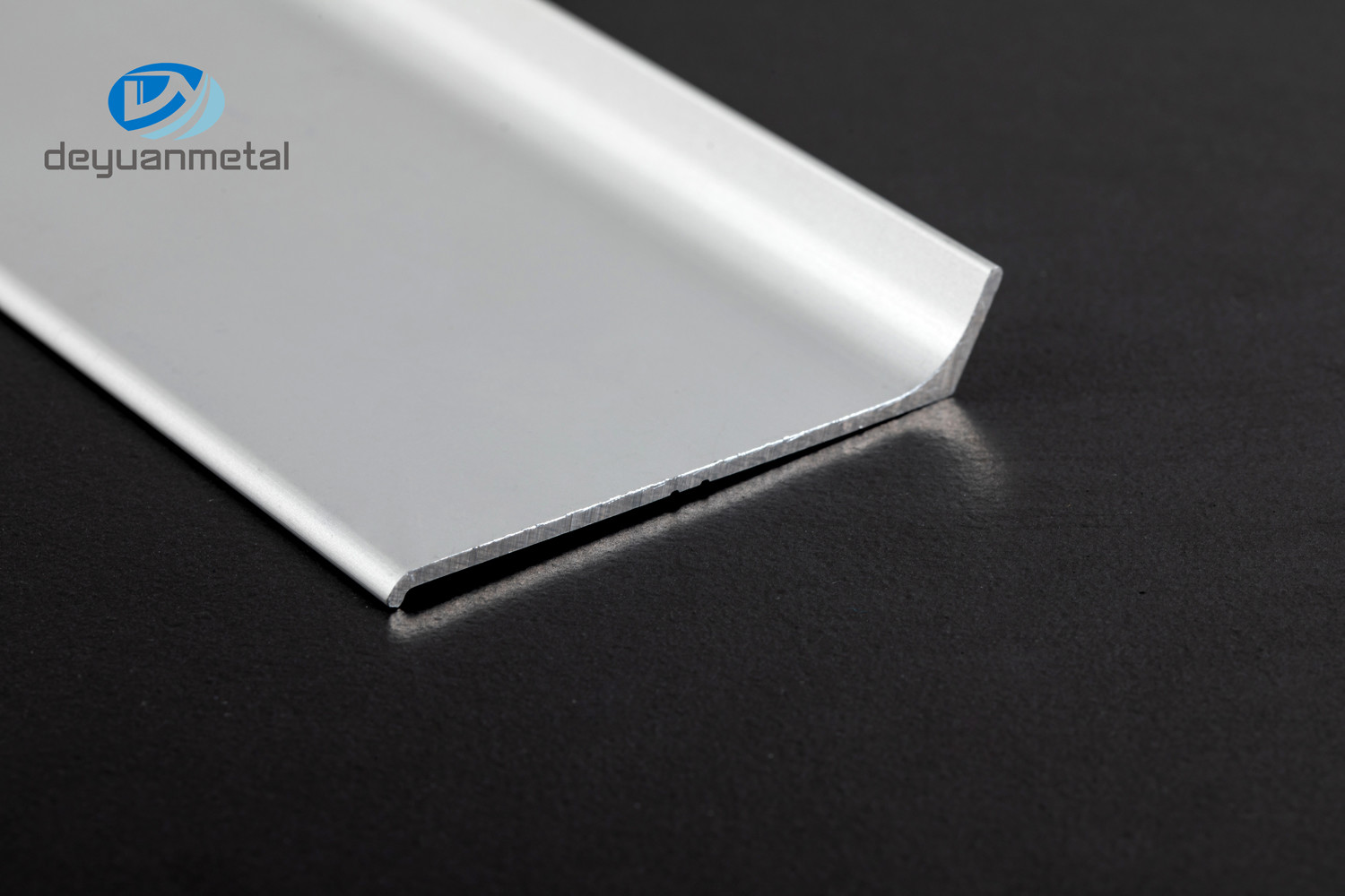 Wholesale Silver Flat Aluminium Skirting 150mm Electrophoresis GB Approved from china suppliers