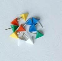 Wholesale Color Triangular push pins from china suppliers