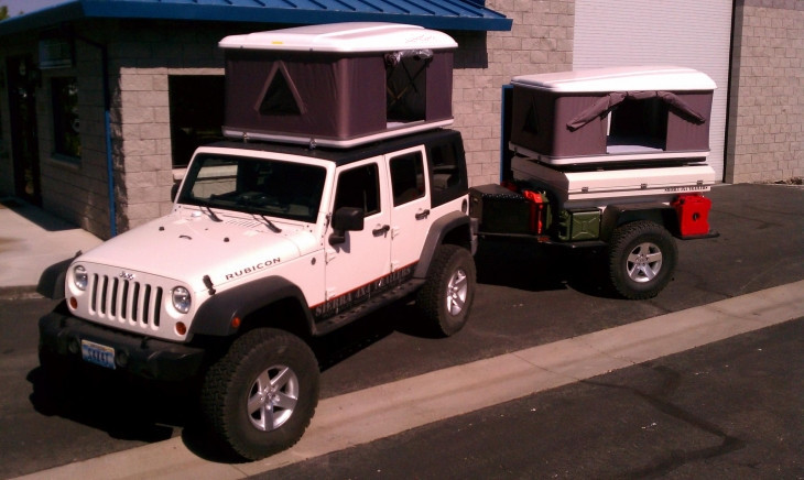 Wholesale CE Approved Hard Shell Roof Top Tent , Jeep Wrangler Tents For Camping from china suppliers