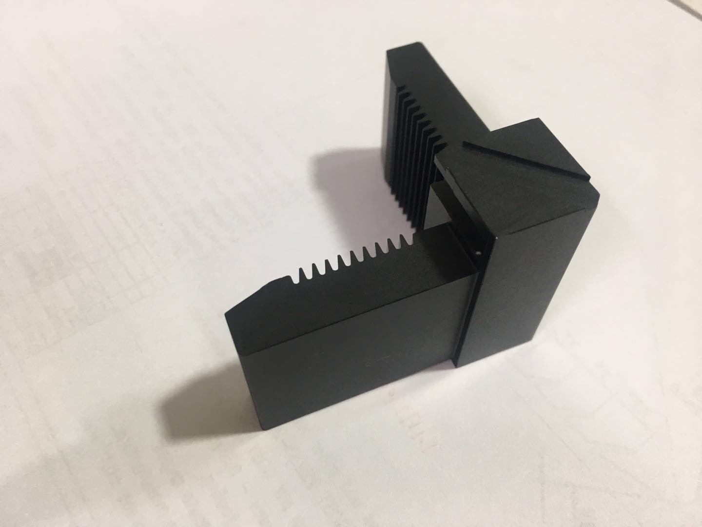 Wholesale CNC Drainage Corner Key Anodised Aluminium Extrusions from china suppliers