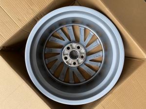 Wholesale Cast 5x114.3 18 Inch Aluminum Rims , 60.1 Hole Multi Spoke Alloy Wheels from china suppliers