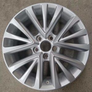 Wholesale Original Toyota Camry 17-inch cast wheels, made in china, Genuine Wheels for Camry from china suppliers