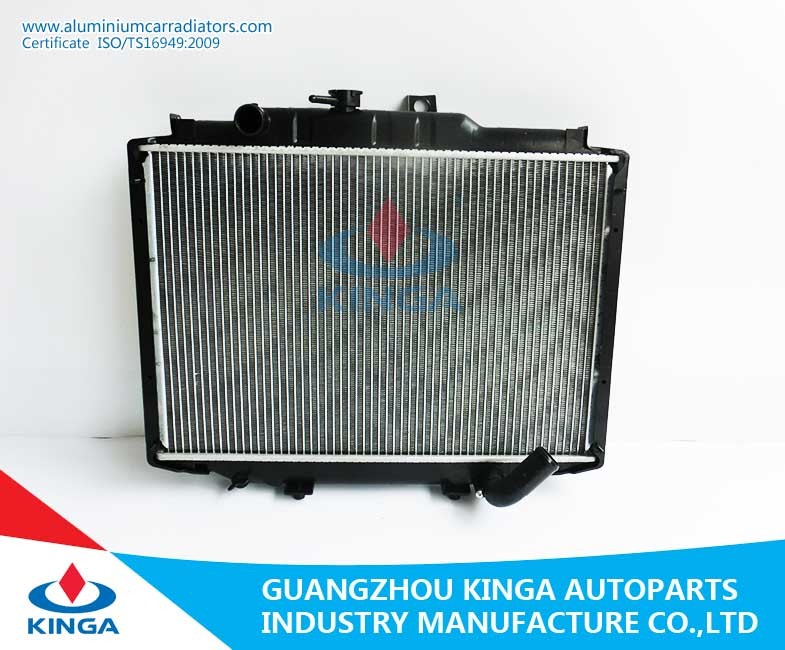 Wholesale Kinga Auto car engine cooling system radiator For MITSUBISHI DELICA' 86-99MT OEM MB356342/605252 from china suppliers