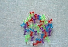 Wholesale Translucent assorted colors push pins from china suppliers