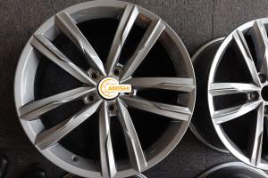 Wholesale 5 Double Spoke 8J Rims For Volkswagen , ET44 18 Inch Aluminum Rims from china suppliers