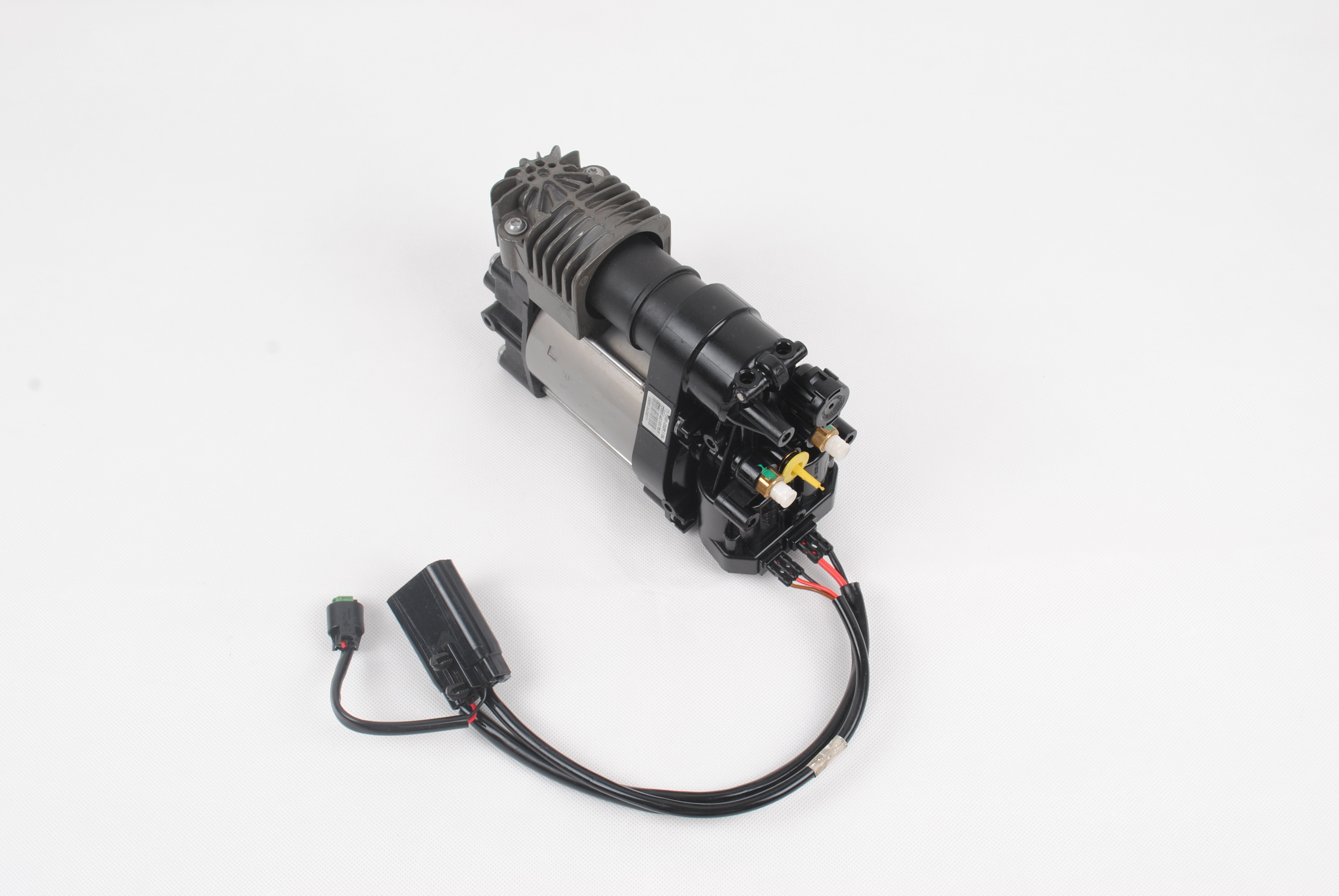 Wholesale OEM 68204730AB Air Suspension Parts For Jeep Grand Cherokee WK2 Air Suspension Compressor from china suppliers