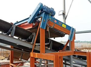 Wholesale Self Unloading Permanent Magnetic Iron Remover 300mm For Industrial Conveyor Systems from china suppliers