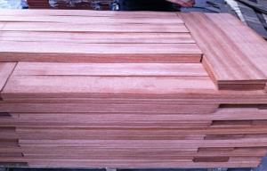Wholesale Sliced Cut Natural Red Sapele Wood Veneer Flooring Sheet For Furniture from china suppliers