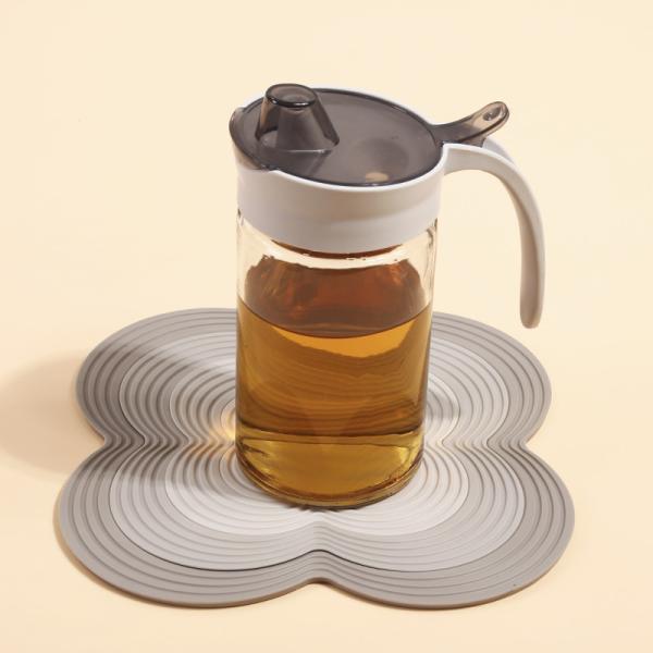 4 Piece Heat Insulation Silicone Countertop Protector Cushion