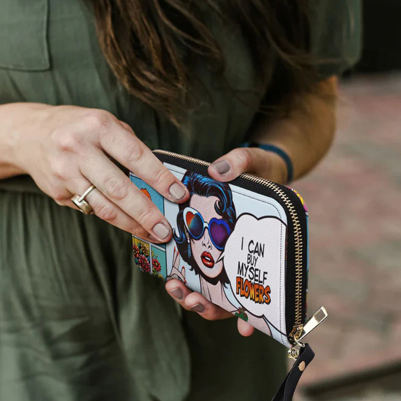 Low MOQ Mix Models Fashionable Women's Leather Clutch Bag Perfect for Any Occasion