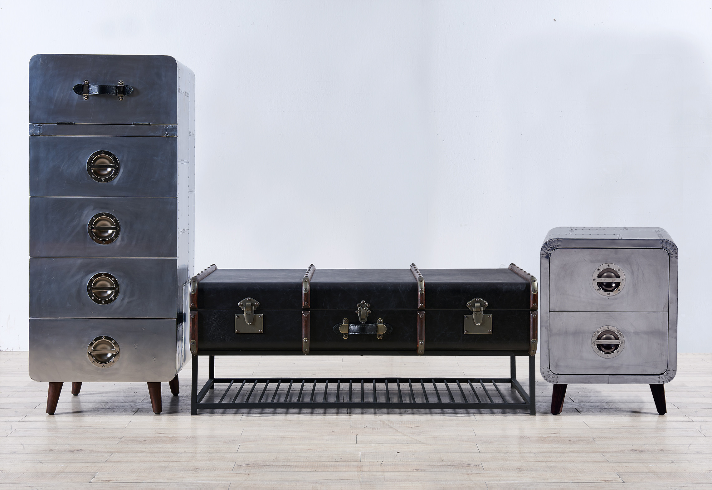 Iron Frame Black Television Stand , Living Room TV Stand Vintage Slate Leather Wood Strip