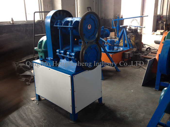 Environmental Recycling Rubber Tyre Shredding Machine 5.5kw