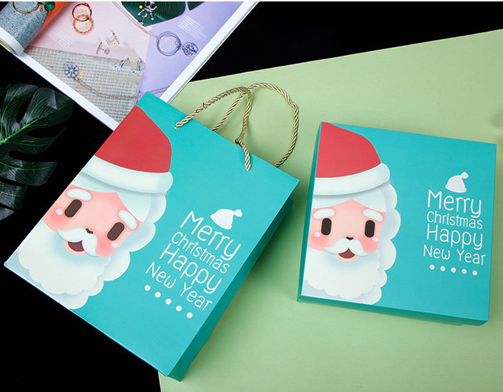 Economic Wholesale Customized Printing Paperboard China Christmas gift box with lid