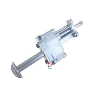 Wholesale DB58 Engine Oil Pump 65.05103-7021 DH225 DH220-7 65.05103-7020 from china suppliers