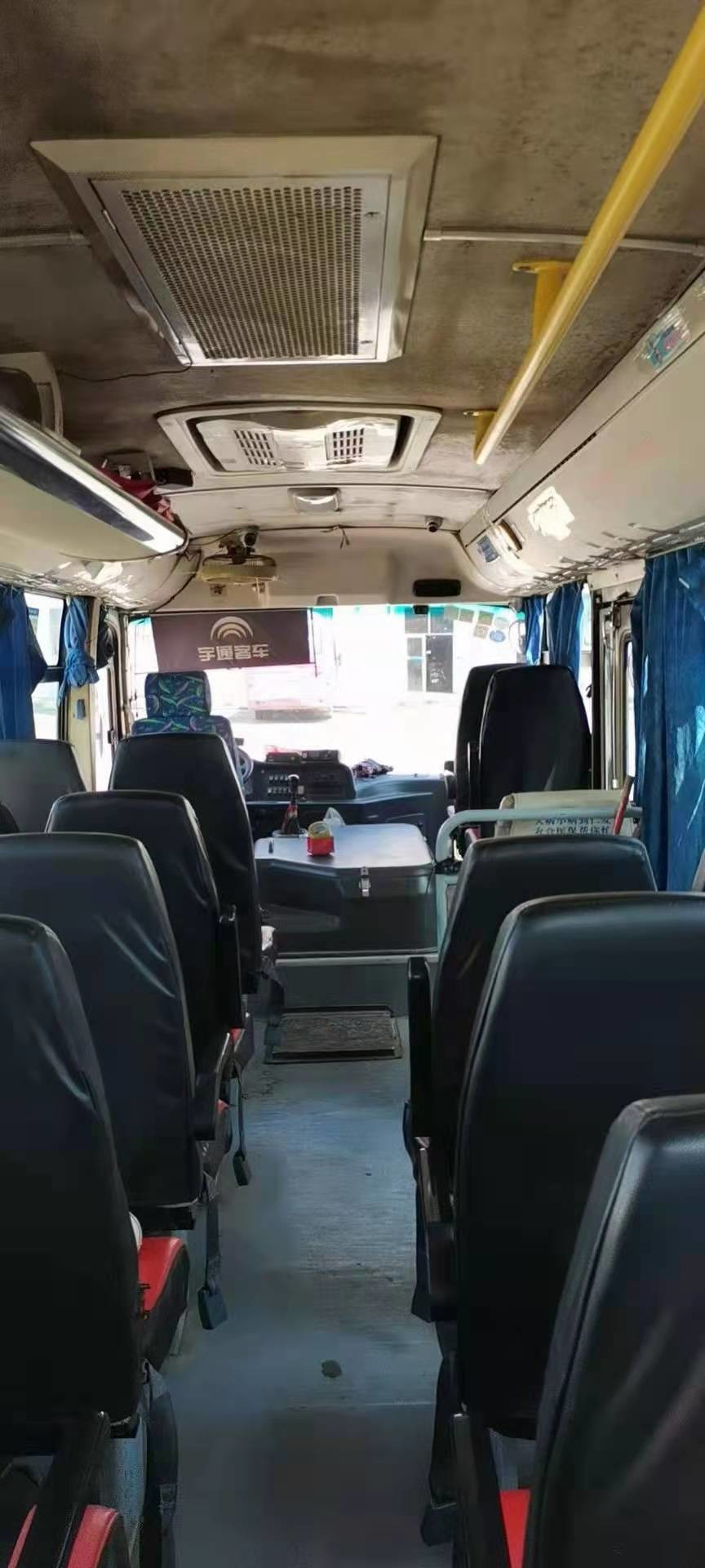 Used Minibus For Sale 19 Seats New Year Short Bus For Sale Near Me Used Yutong Bus ZK6729D Front Engine Coach