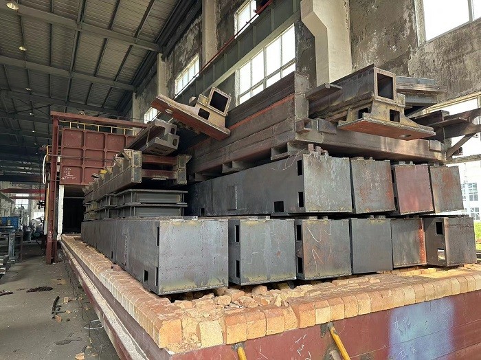 20kw 15kw Fiber Laser CNC Cutting Machine CTHPS3015 CTHPS4025 CTHPSO6025 CTHPS13025