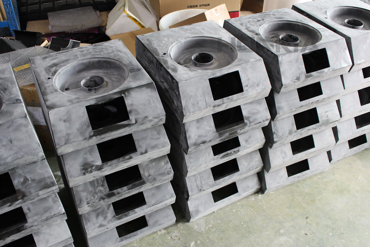 RIM Reaction Injection Molding Large Housing Parts With Conductive Painting