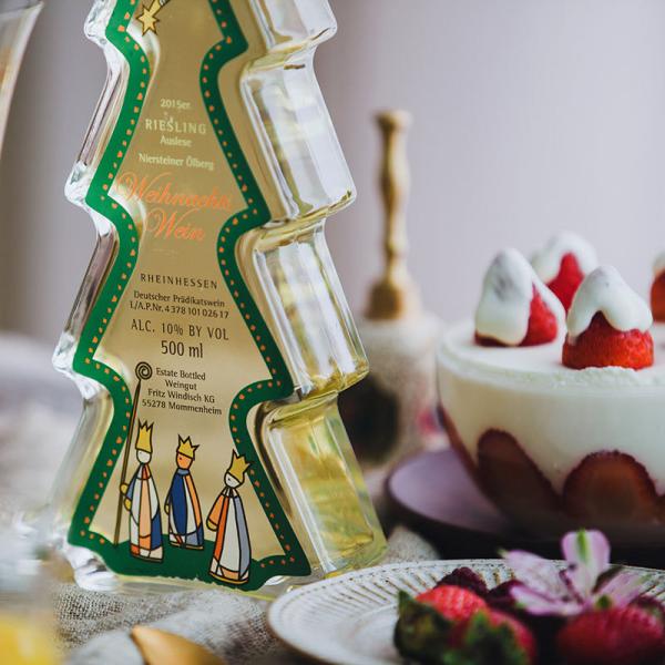 BPA Free Empty Glass Drink Bottles 500ml Christmas Tree Glass Bottle