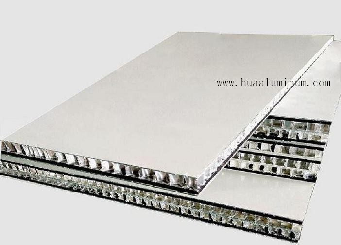 1220x2440mm Honeycomb Aluminium Panel , Mould Proof 25mm Aluminium Sheet