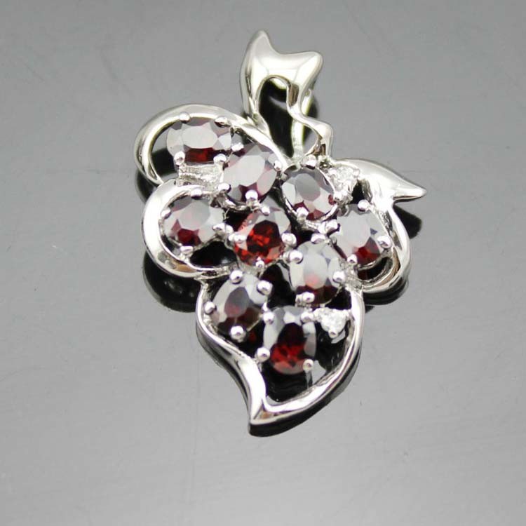 Women Jewelry 925 Silver Red Cubic Zircon Grape Pendant (PSJ0228)