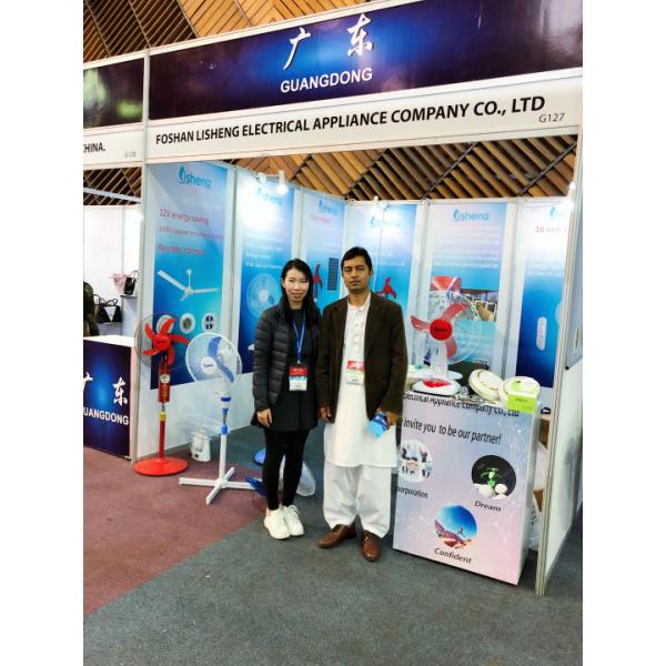 High-quality 12v DC desk fan solar rechargeable table fan with charging battery and led lamp