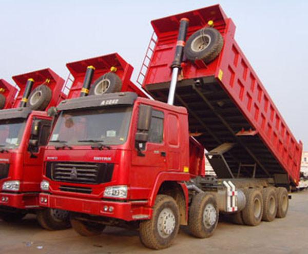 Dump Truck good Promotion brand SINOTRUK HOWO 12 Wheels tipper Overloading