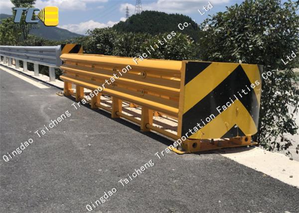 Traffic Safety Crash Cushion Anti Collision Steel Barrier for Sale Crash Cushion