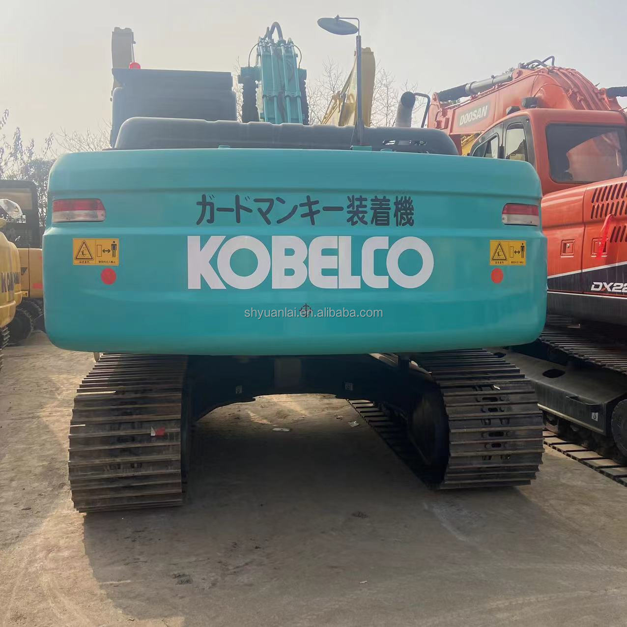 Kobelco SK200 SK210 Crawler Excavator with 0.8m3 Bucket Capacity and 114KW Power