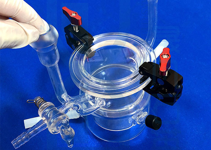 Customized Double Layer Quartz Glass Reactor For Chemical Laboratory Science Lab Glassware