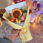 Creative gifts for Valentine's Day and Teachers' Day rose woolen flower bouquets