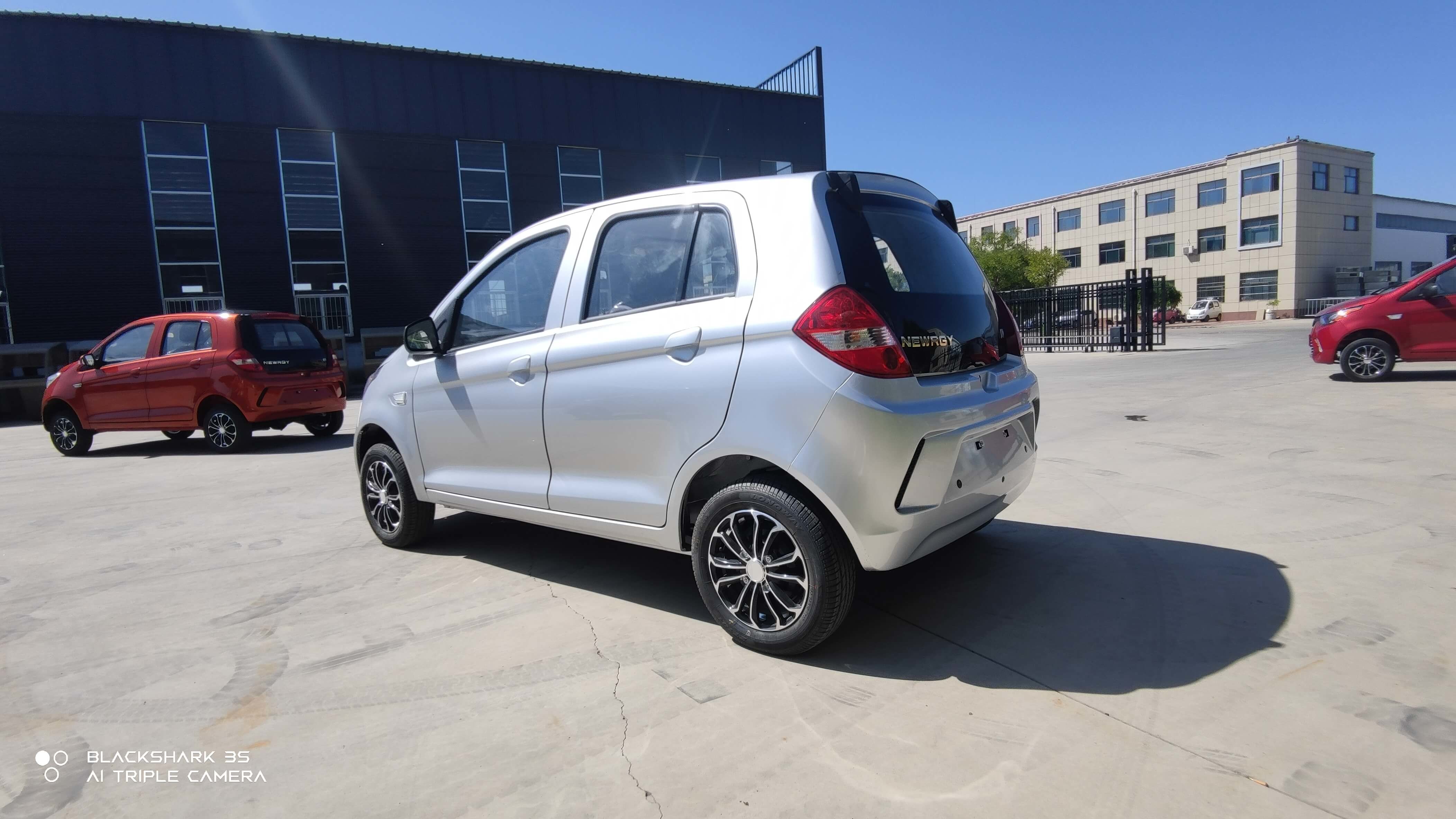 5-Seater 4 Door RHD Electric Car 2023 New Energy Car Blaval Differnt Range Available