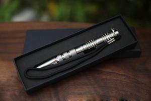 Wholesale gift defense metal pen glass breaking tactical pen for self protect from china suppliers