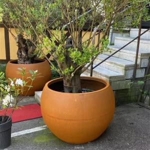 Wholesale Outdoor Geometric Spheres Corten Steel Globe Tree Planter Pots For Streetscape from china suppliers