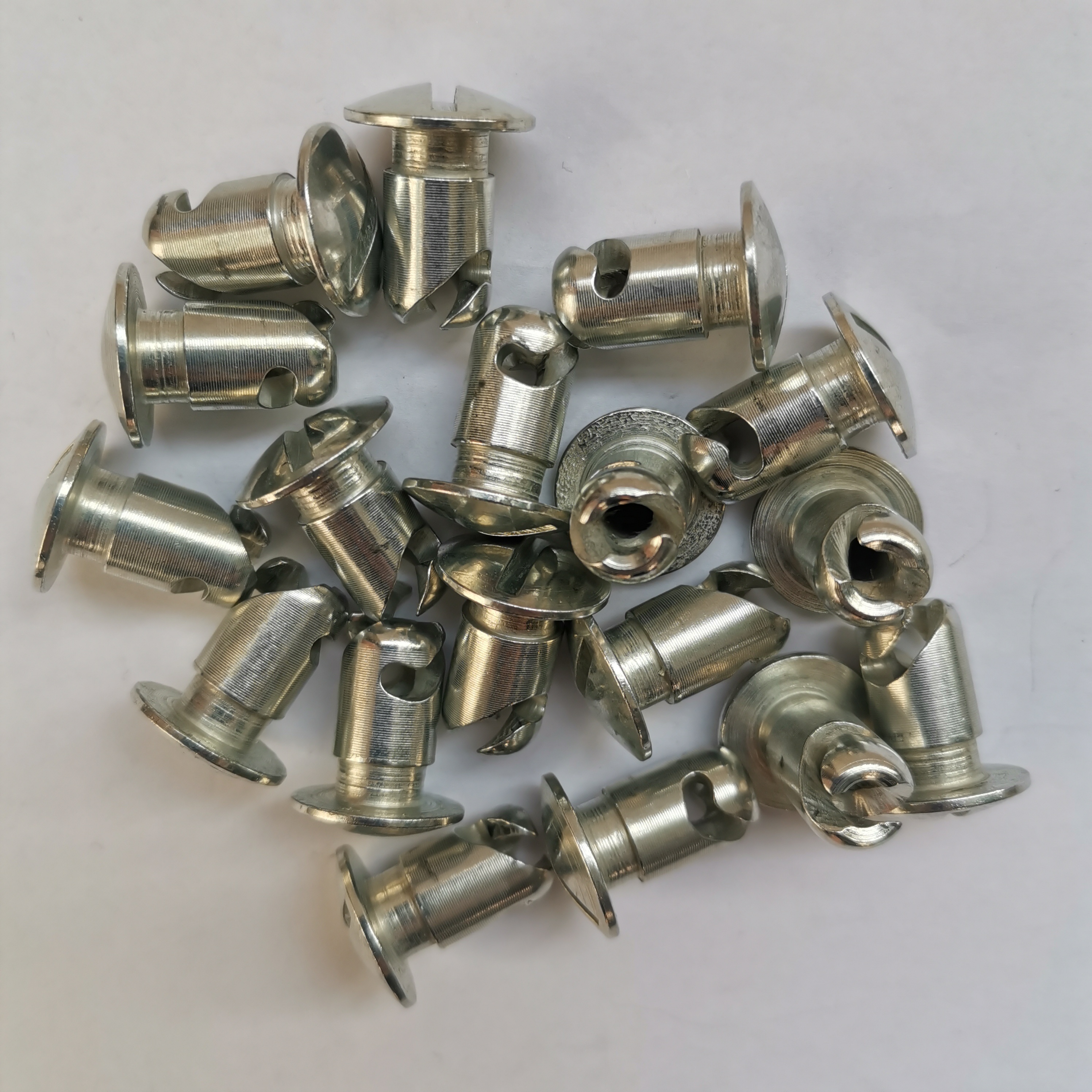 Universal Undercut Slotted Head Model 3/8" x .500" Steel Quarter Turn Dzus Stud Fastener for Sprint Car Parts and Long-lasting