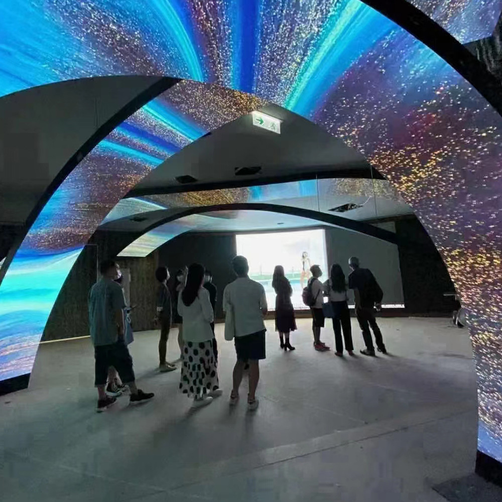 Full Color Customized LED Screen Small LED Lamp Pitch With Wide Viewing Angle