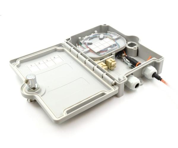 IP55 Protection Fiber Optic Termination Box FTTx 4 Fiber PC ABS Material Dust
