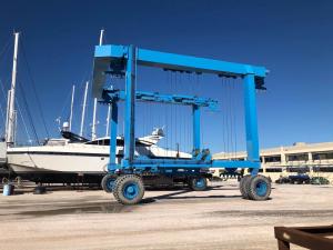 Wholesale 20-500T New Products Mobile Boat Lift Yacht Lift Gantry Crane from china suppliers