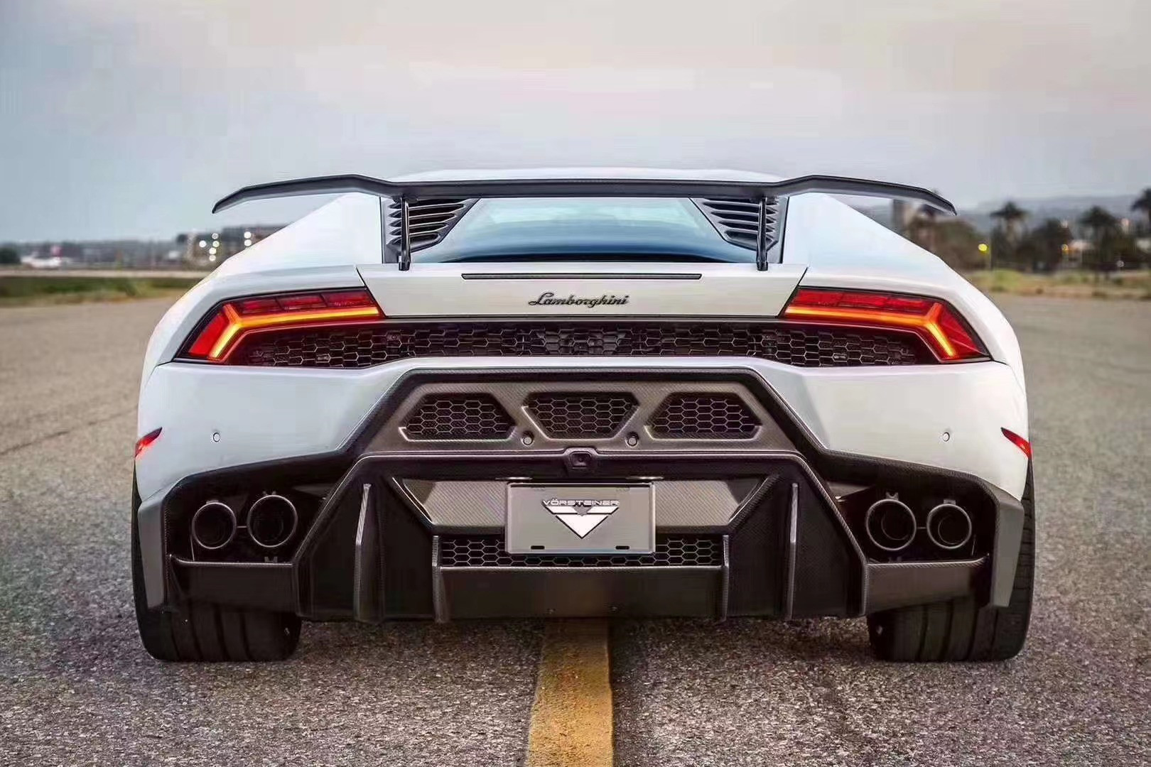2022 New Products Huracan Lp580 Lp610 Body Kit for Lamborghini Huracan Front and Rear Bumper Carbon Fiber
