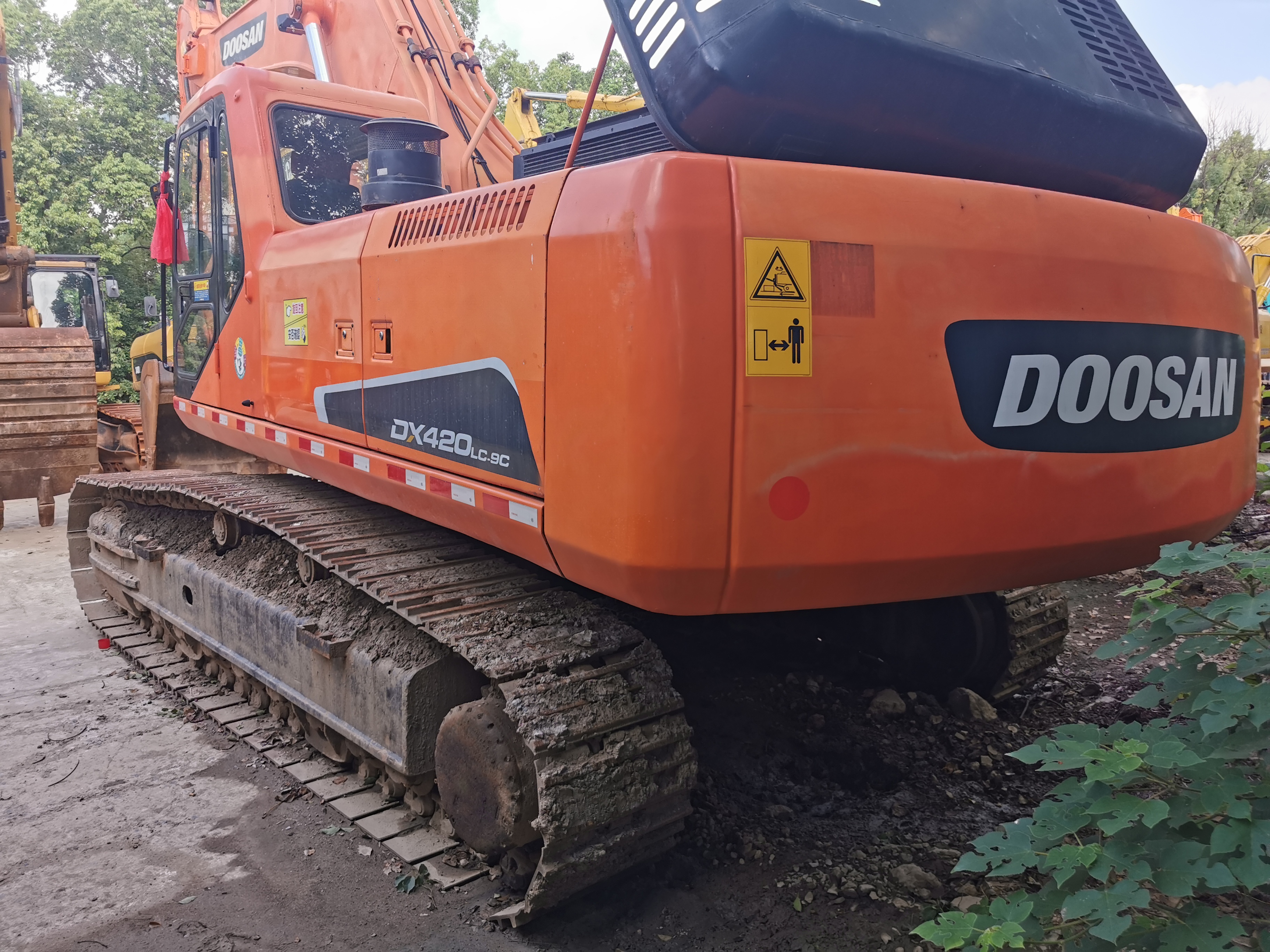 Doosan DX420 Used Excavator with Few Working Hours and Original Hydraulic Cylinder