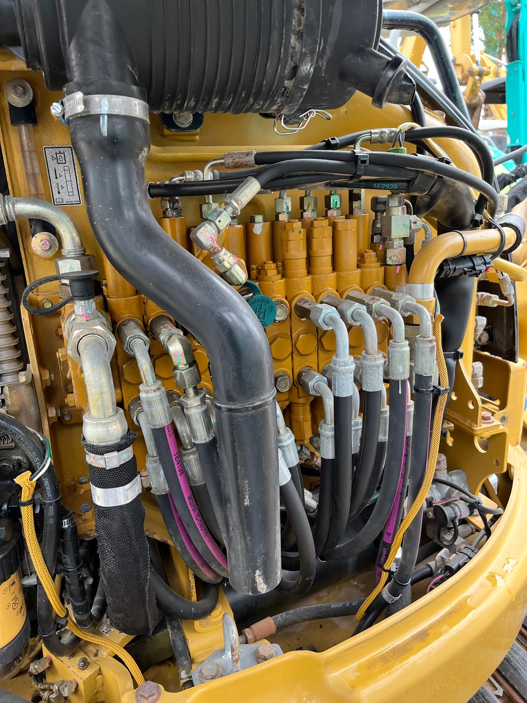 2019 Best Original CAT304cr Mini Backhoe Crawler Excavator with Hydraulic Cylinder