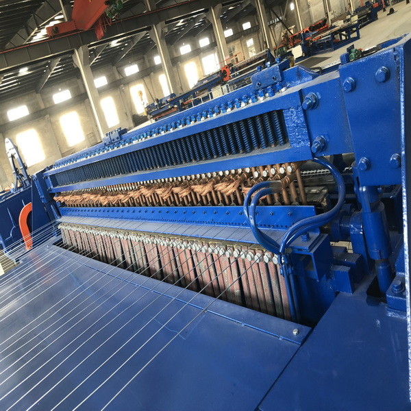 Wire Dia 1.6mm PLC Touch Screen Water Cooled Welder Cutters Adjusted