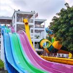Hot Dip Galvanizing Rainbow Water Slide For Water Amusement Parks And Holiday