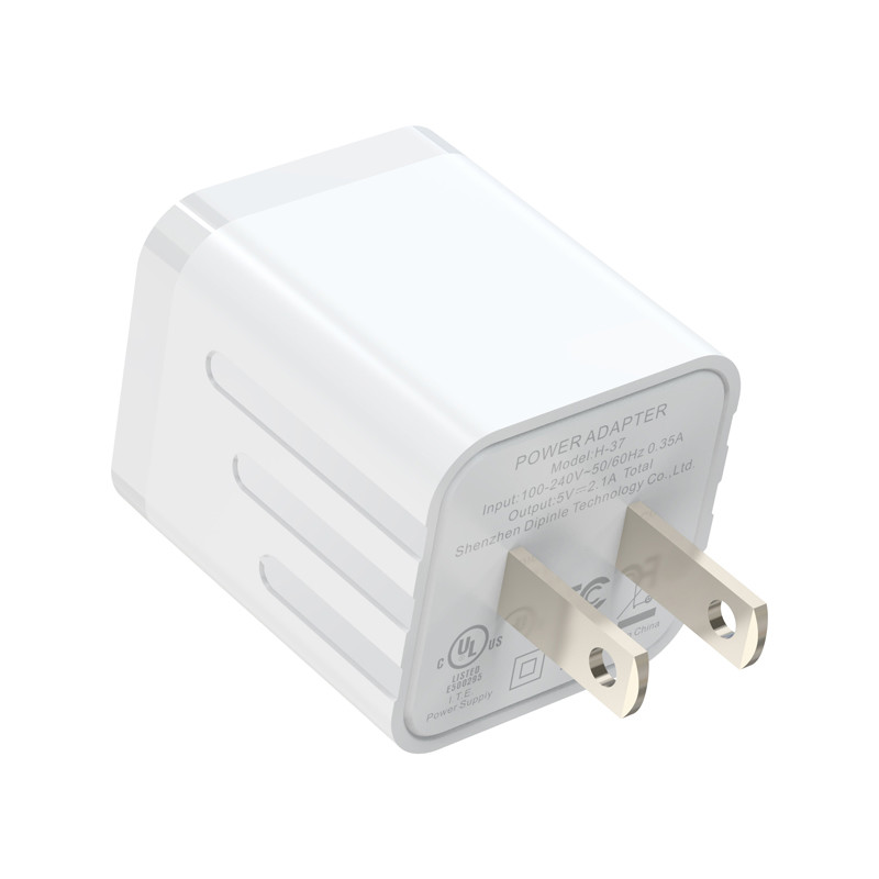 UL Certified 5V 2.1A Dual Port USB Car Charger Foldable Plug Charger