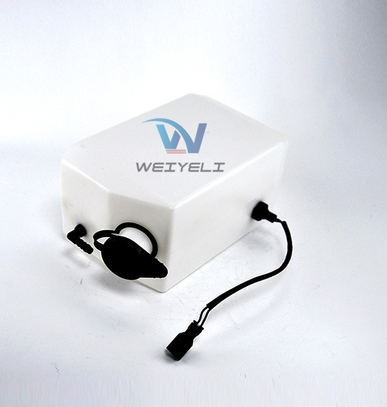 JCB240/333/P9579 Coolant Expansion Tank Construction Machinery Spare Small Water Bottle