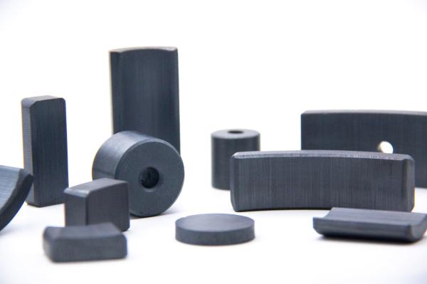 Experienced Professional Production Team Production Of Permanent Magnet Ferrite