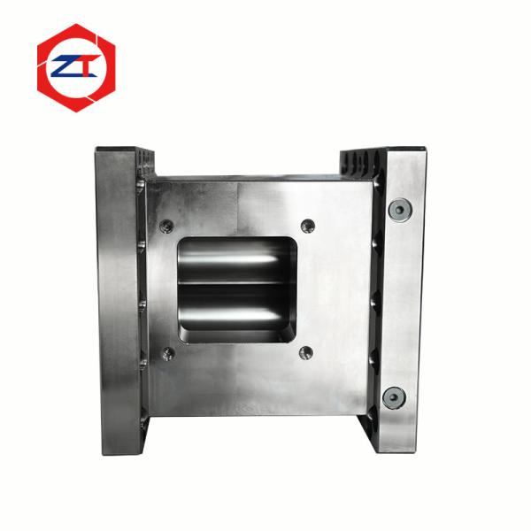 Twin Screw Extruder Parts Barrels 290mm*284mm*240mm Center Distance 60mm 65/132