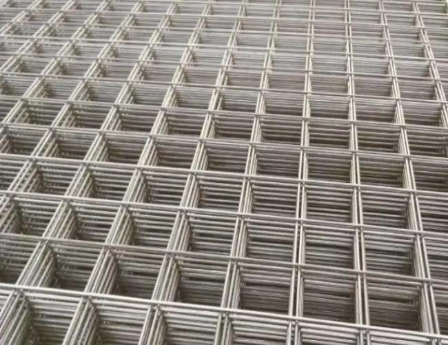 BWG14 To BWG24 4x4 Galvanized Welded Wire Mesh Panels Made from Q195 Low Carbon Steel for 3D EPS Panels